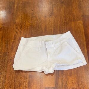 Arizona Jean Co Women's White Shorts size 3